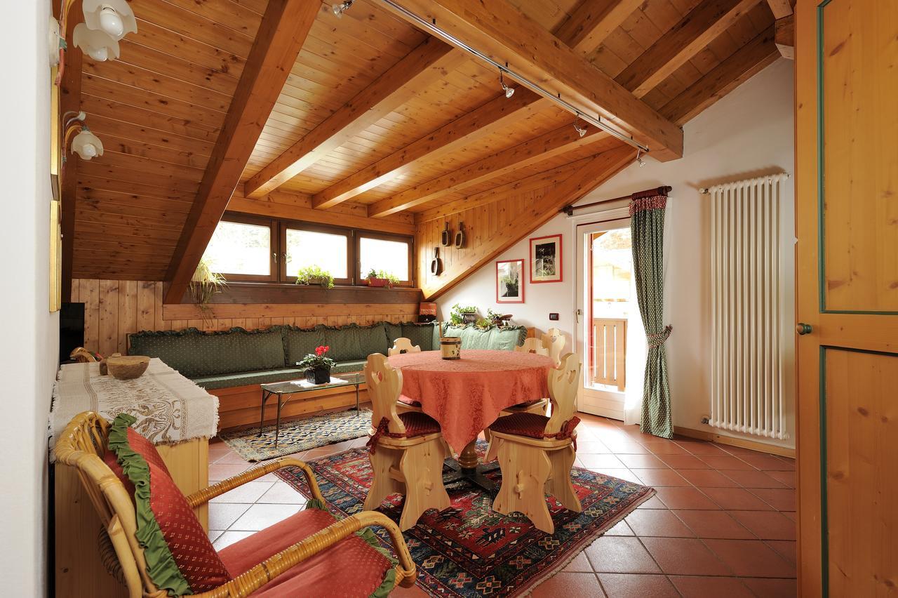 마돈나 디 캄필리오 Chalet Dei Pini 아파트 호텔 외부 사진
